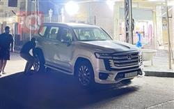 تۆیۆتا لاند کروزەر